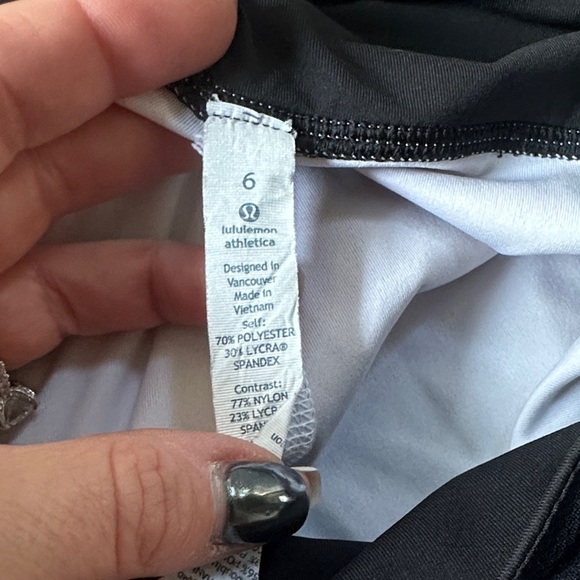 Lululemon Cropped Leggings - Picture 7 of 7